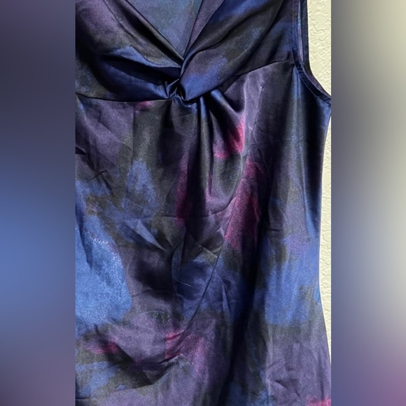 Top size small - Picture 3 of 4